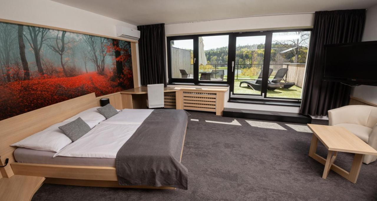 Hotel Kras Jedovnice Bagian luar foto