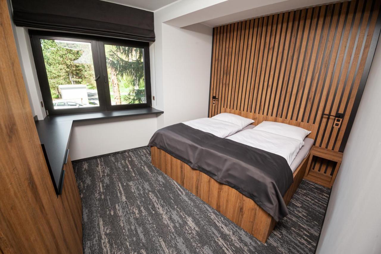 Hotel Kras Jedovnice Bagian luar foto
